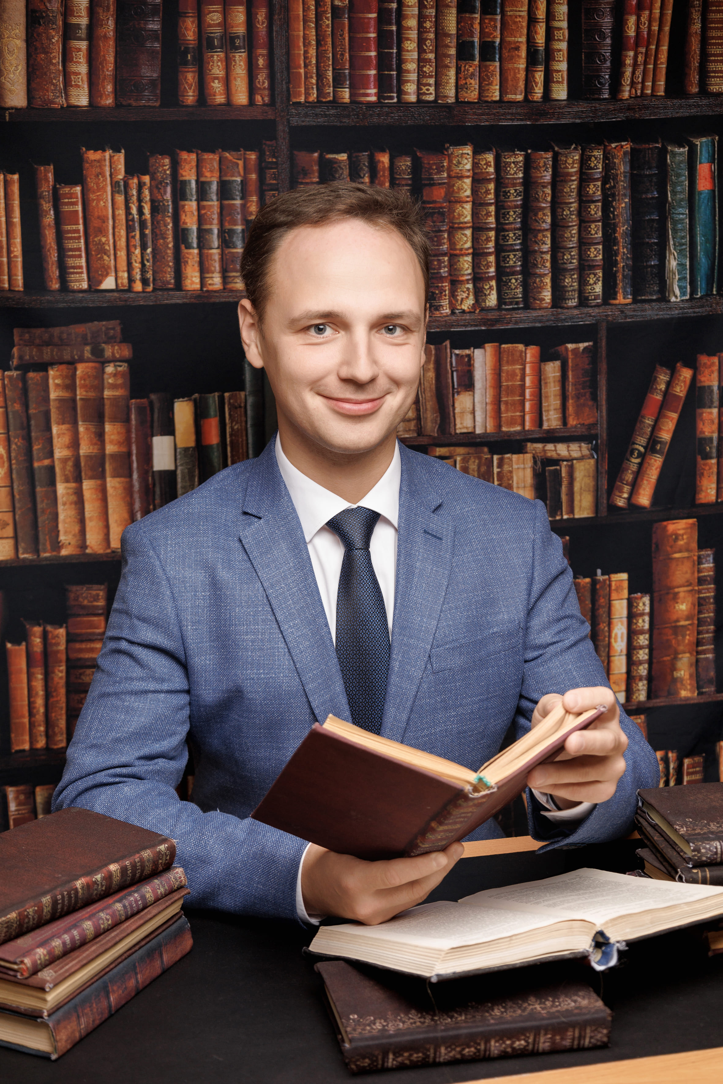 Захаров  Андрей  Николаевич